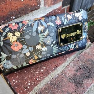 Loungefly Bags - Loungefly skull wallet like new Loungefly Bags - Loungefly skull wallet like new